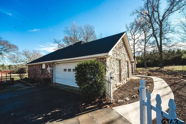 19757 C R 444, Lindale, TX 75771