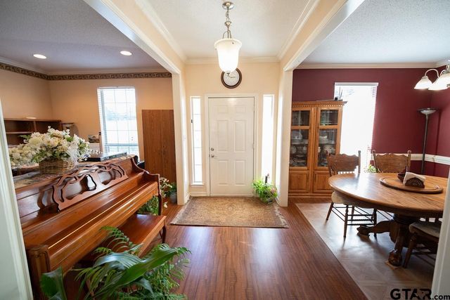 19757 C R 444, Lindale, TX 75771