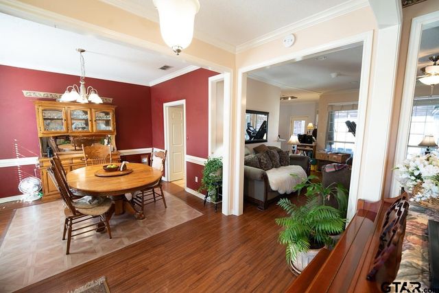 19757 C R 444, Lindale, TX 75771