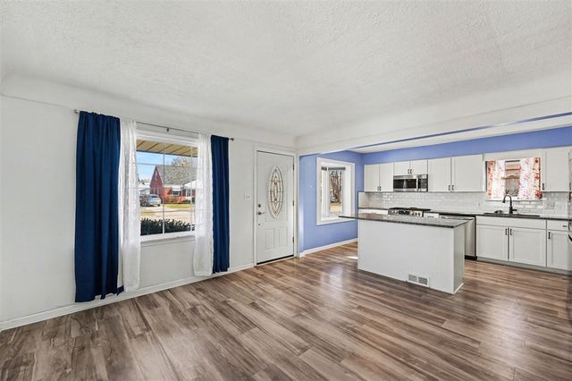 13145 Cherry Street, Southgate, MI 48195