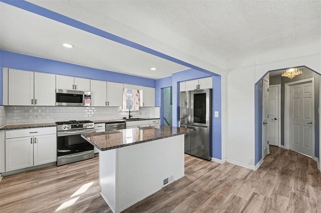 13145 Cherry Street, Southgate, MI 48195