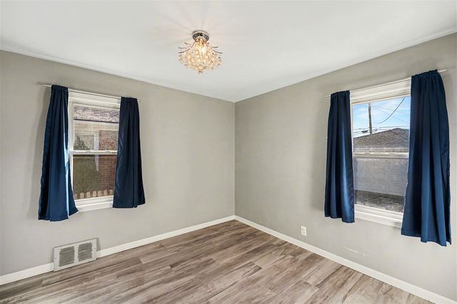 13145 Cherry Street, Southgate, MI 48195