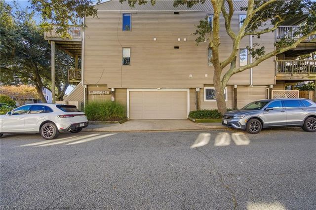 2824 Croix CT, Virginia Beach, VA 23451