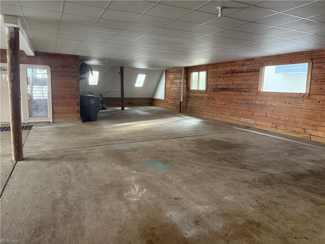 2824 Croix CT, Virginia Beach, VA 23451