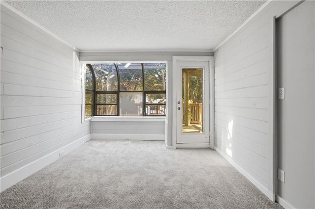 2824 Croix CT, Virginia Beach, VA 23451