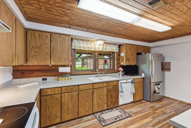 222 Brandon Drive, Weatherford, TX 76087