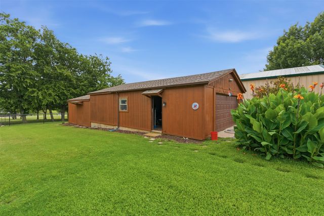 222 Brandon Drive, Weatherford, TX 76087
