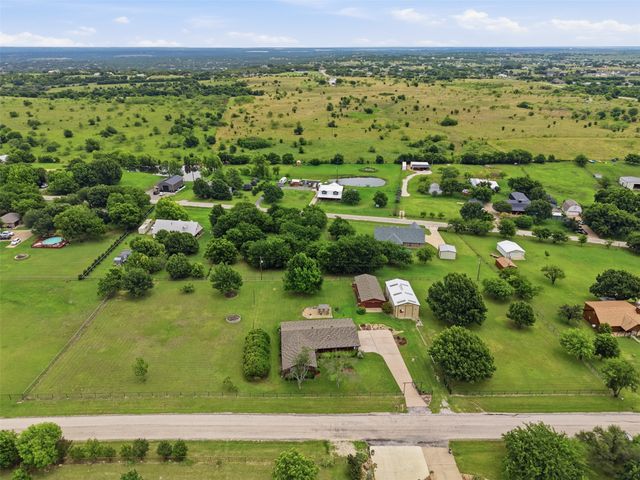 222 Brandon Drive, Weatherford, TX 76087
