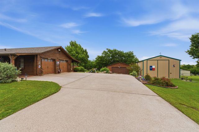 222 Brandon Drive, Weatherford, TX 76087