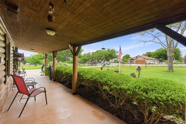 222 Brandon Drive, Weatherford, TX 76087
