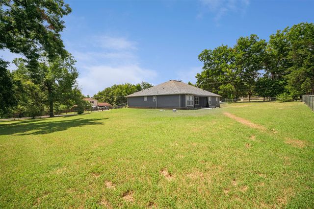 7105 W 26th Street, Tulsa, OK 74107