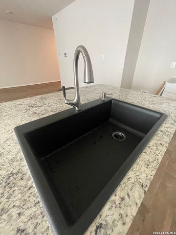 12318 Mulberry Creek, San Antonio, TX 78245