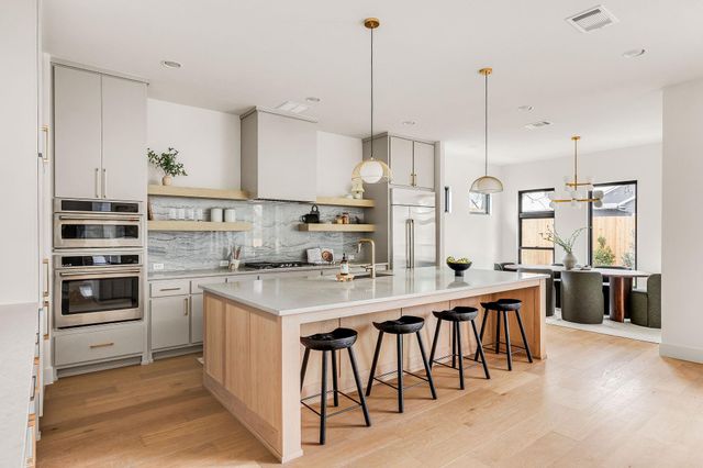 2607 Richcreek RD, Austin, TX 78757