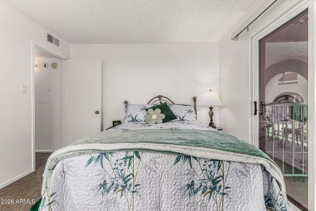 5757 W EUGIE Avenue 1102, Glendale, AZ 85304