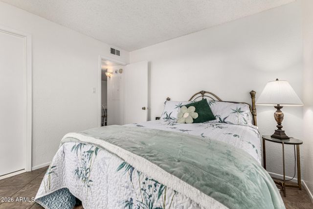 5757 W EUGIE Avenue 1102, Glendale, AZ 85304