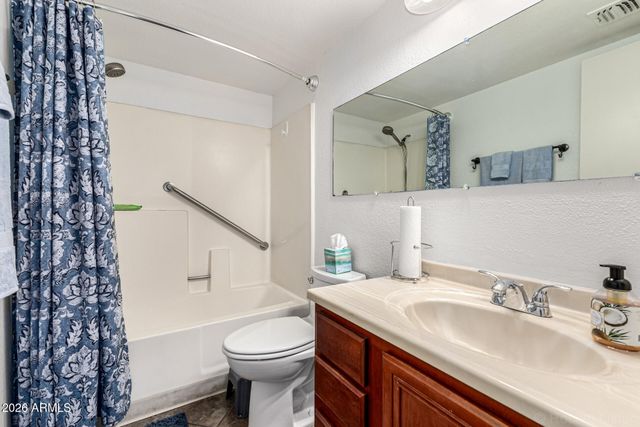 5757 W EUGIE Avenue 1102, Glendale, AZ 85304