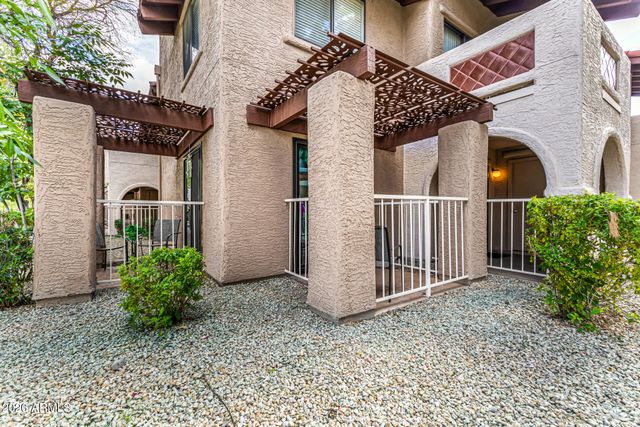 5757 W EUGIE Avenue 1102, Glendale, AZ 85304