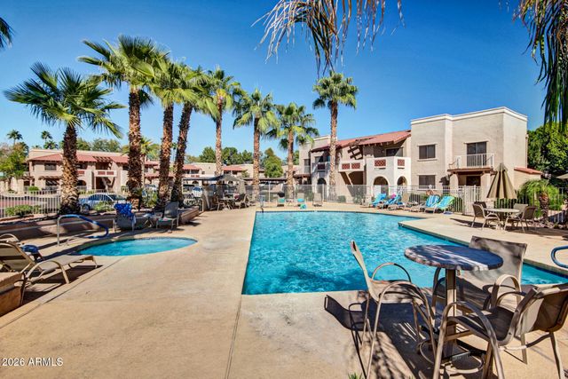 5757 W EUGIE Avenue 1102, Glendale, AZ 85304