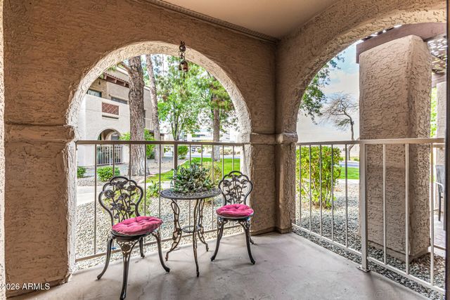 5757 W EUGIE Avenue 1102, Glendale, AZ 85304