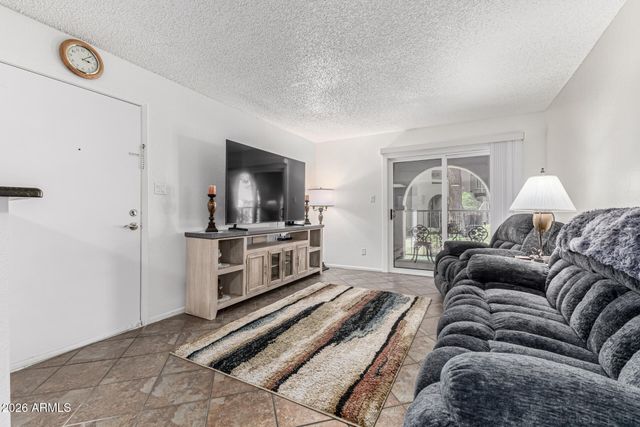 5757 W EUGIE Avenue 1102, Glendale, AZ 85304