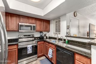 5757 W EUGIE Avenue 1102, Glendale, AZ 85304