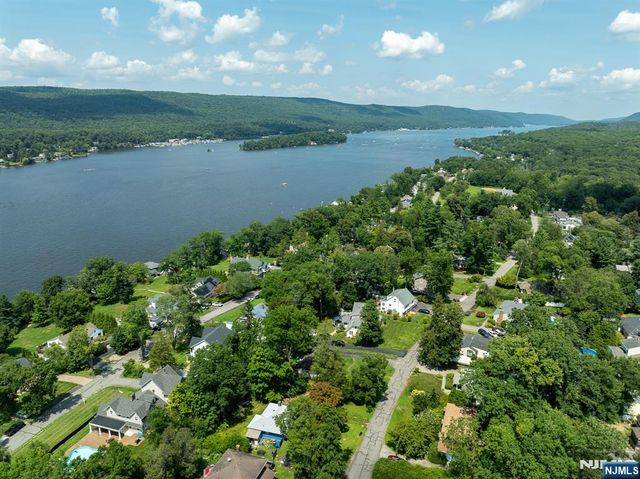175 Long Pond Road, West Milford, NJ 07421