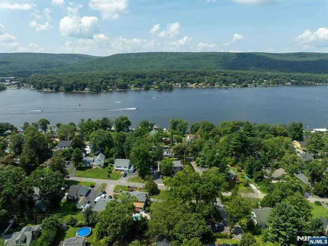175 Long Pond Road, West Milford, NJ 07421