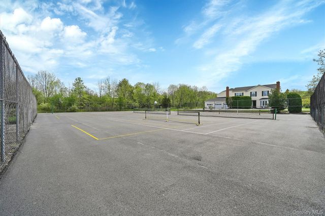 48 Homestead Village Drive, Warwick, NY 10990