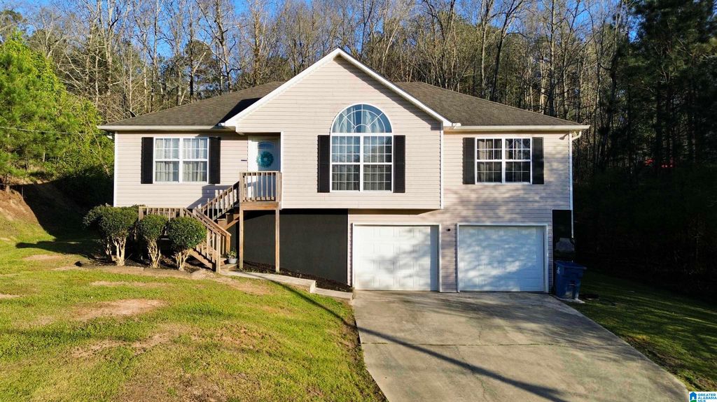 1259 RAILROAD DRIVE, Hayden, AL 35079