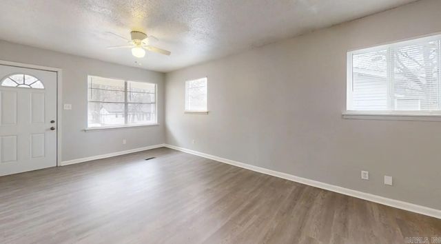 7307 Knollwood Road, Little Rock, AR 72209