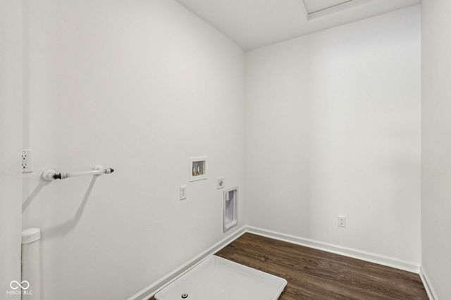 12140 Olivine Avenue, Cumberland, IN 46229