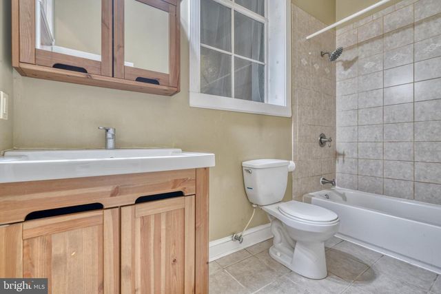 3300 E BALTIMORE ST, Baltimore, MD 21224