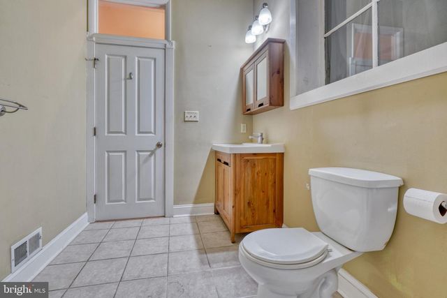 3300 E BALTIMORE ST, Baltimore, MD 21224