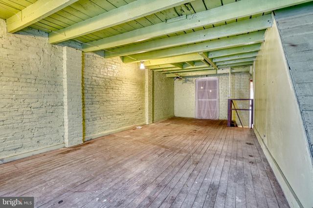 3300 E BALTIMORE ST, Baltimore, MD 21224