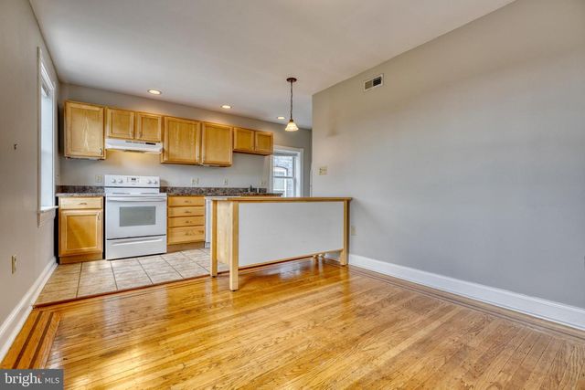 3300 E BALTIMORE ST, Baltimore, MD 21224