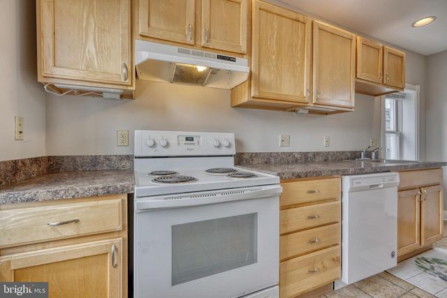 3300 E BALTIMORE ST, Baltimore, MD 21224