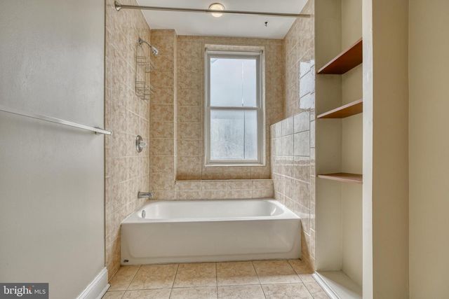 3300 E BALTIMORE ST, Baltimore, MD 21224