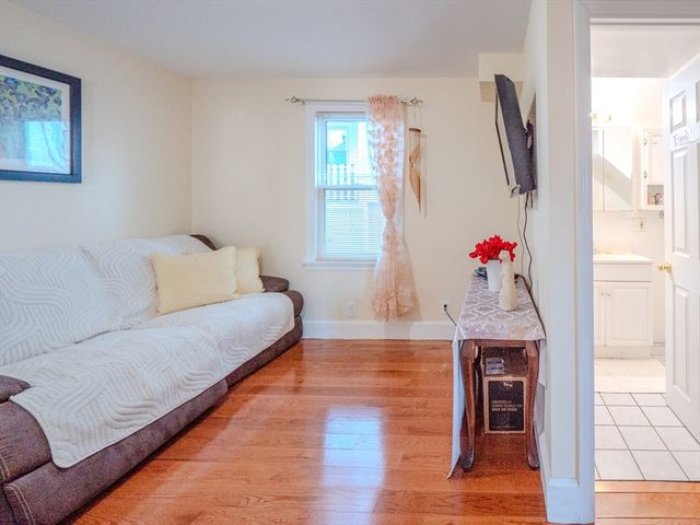2 Hillside Ave, Somerville, MA 02145