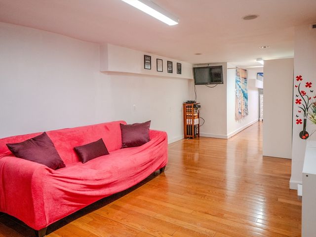 2 Hillside Ave, Somerville, MA 02145