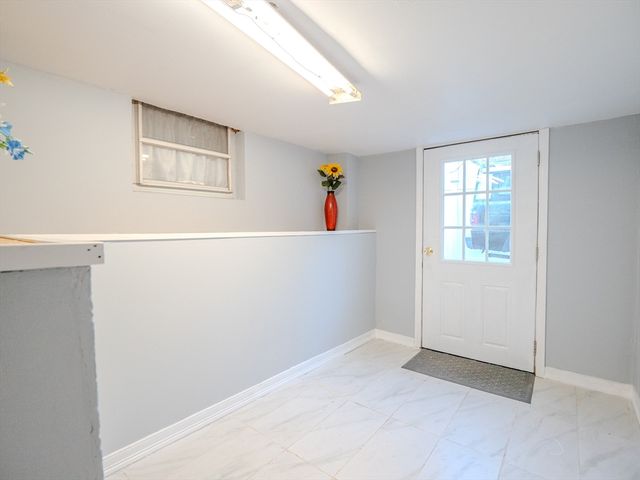 2 Hillside Ave, Somerville, MA 02145