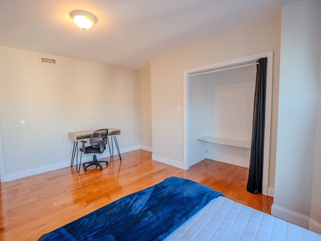 2 Hillside Ave, Somerville, MA 02145