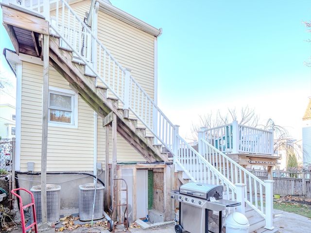 2 Hillside Ave, Somerville, MA 02145