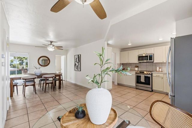 2029 Ginny Lane, Escondido, CA 92025