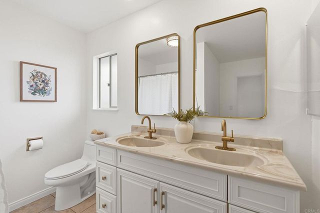2029 Ginny Lane, Escondido, CA 92025