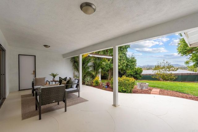 2029 Ginny Lane, Escondido, CA 92025
