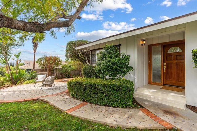 2029 Ginny Lane, Escondido, CA 92025
