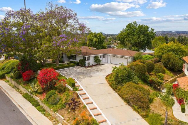 2029 Ginny Lane, Escondido, CA 92025