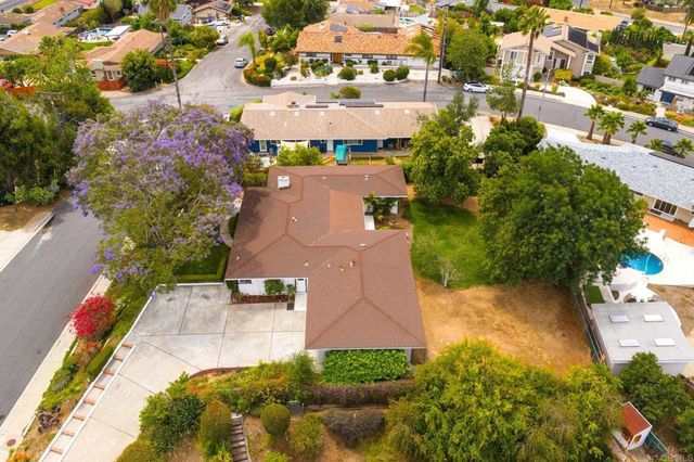 2029 Ginny Lane, Escondido, CA 92025