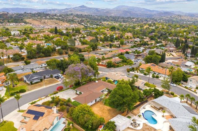 2029 Ginny Lane, Escondido, CA 92025