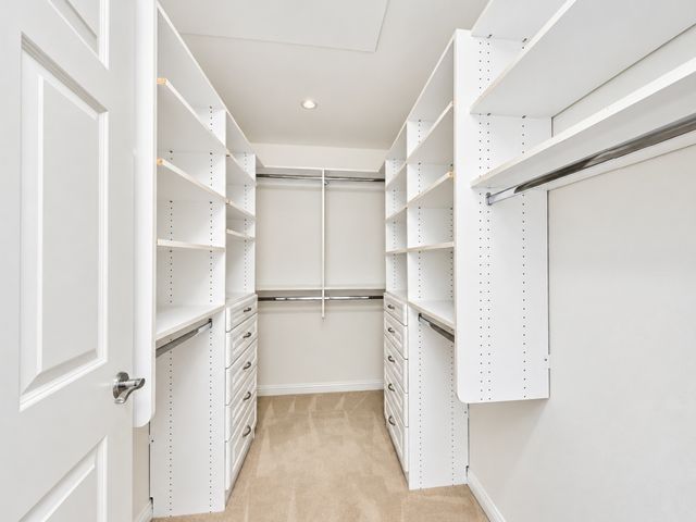 21 E HURON Street 1802, Chicago, IL 60611